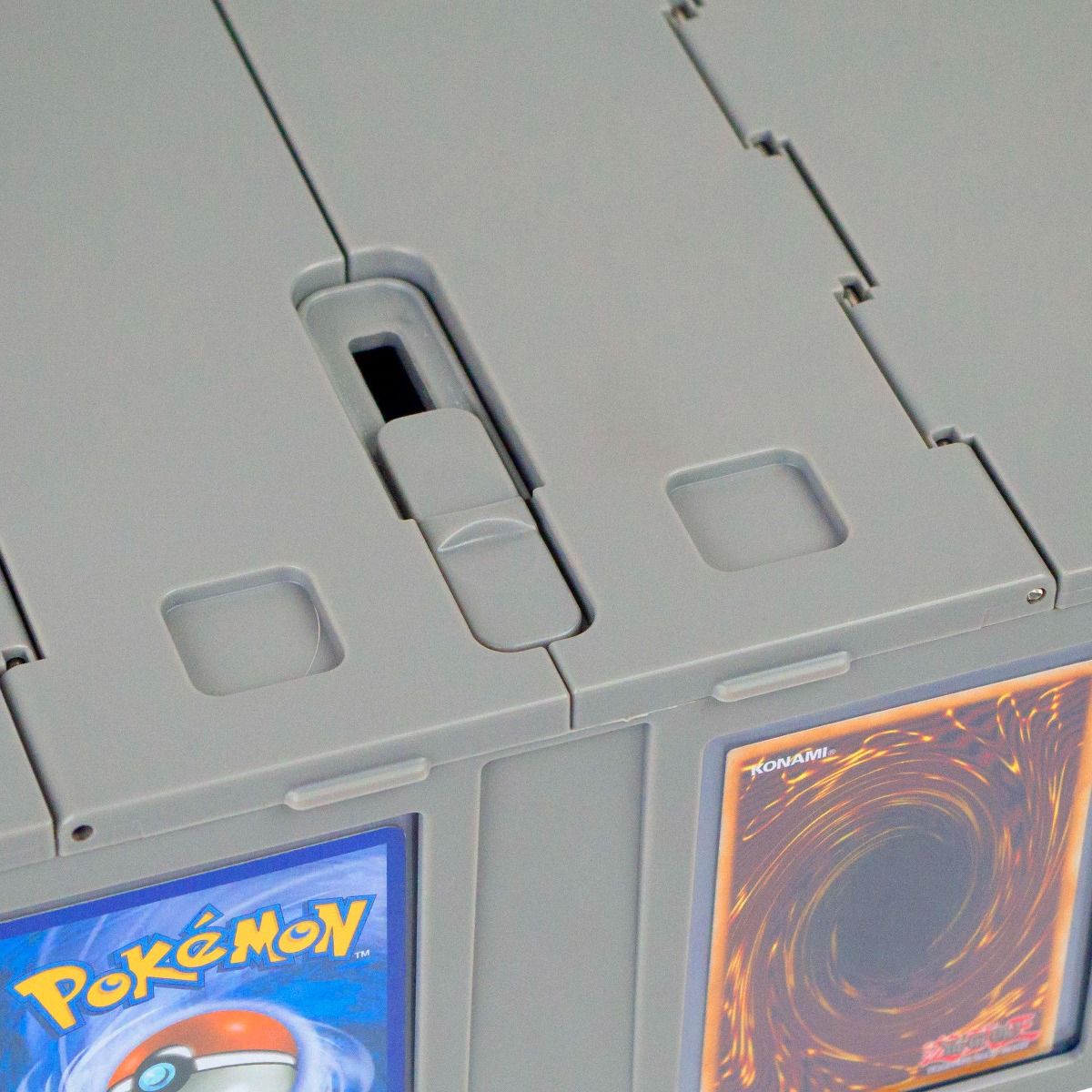 Collectible Card Bin - 3200 close up of the top of the box